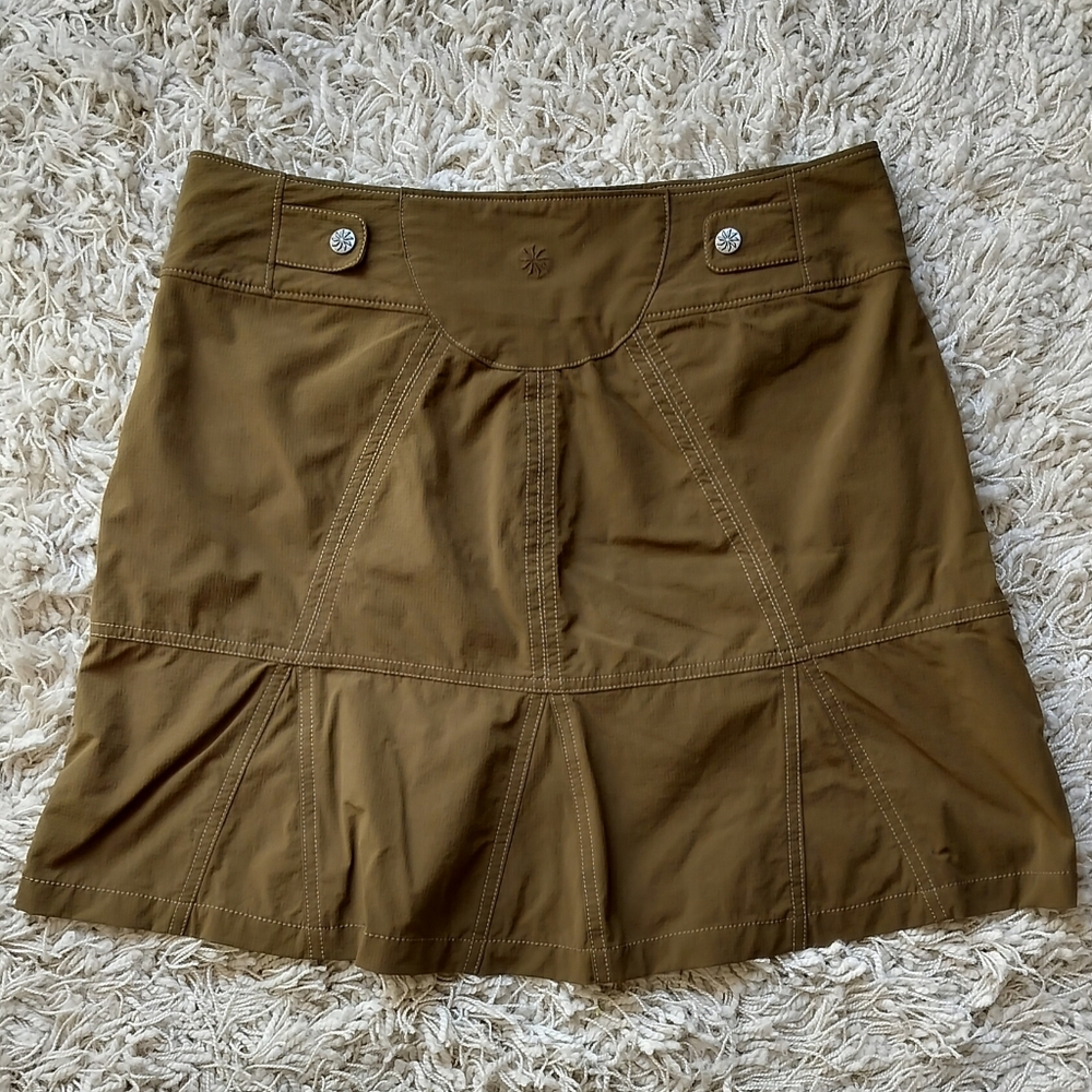 HTF 🌿 Athleta Hit the Trail skort in Earth Green, like new, zippered pockets, 4 - Picture 5 of 7